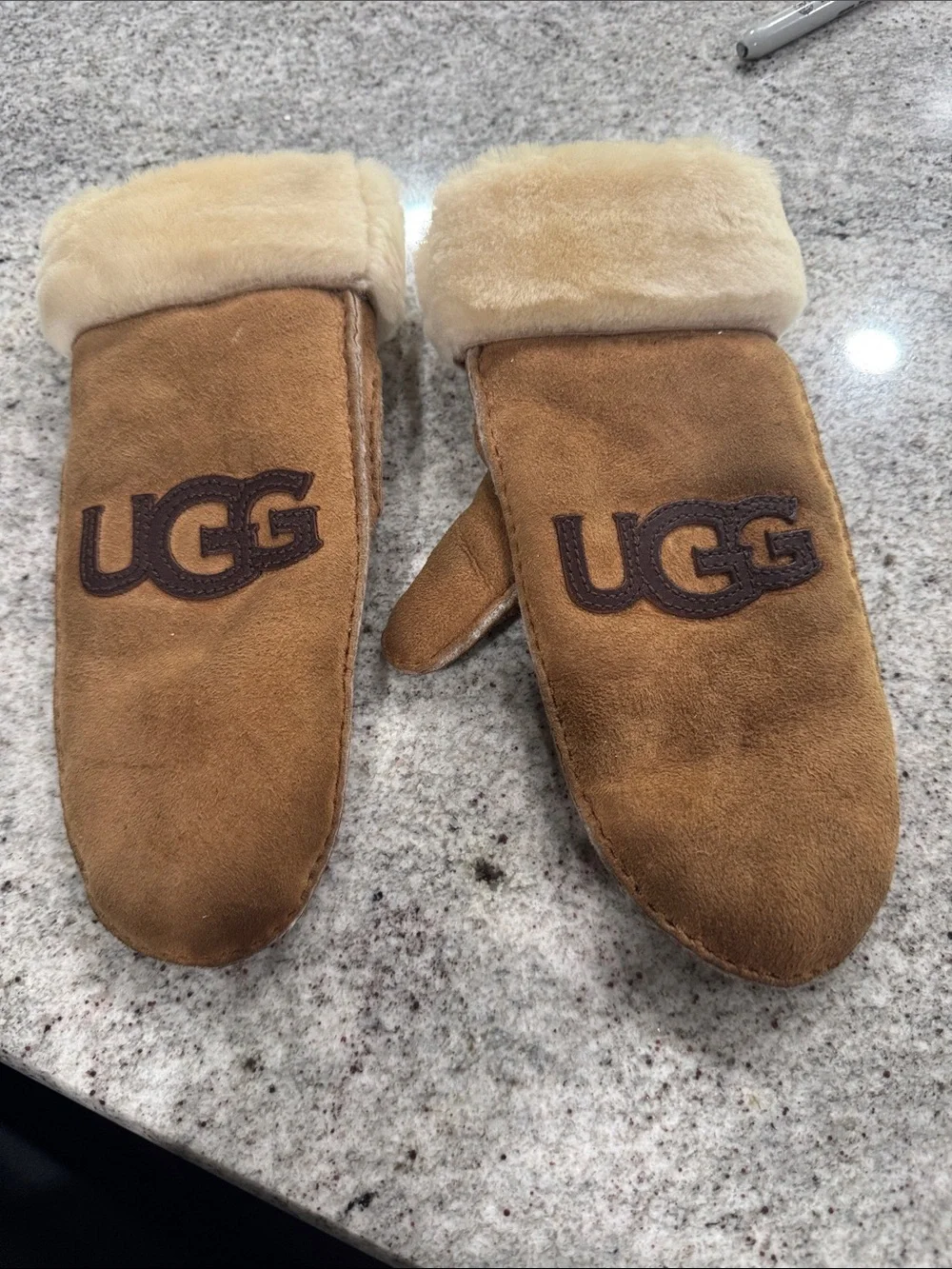 UGG Women’s Chestnut Shearling Lined Mittens